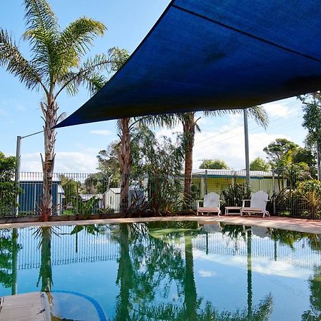 Amaroo Park Motel Cowes Exterior photo
