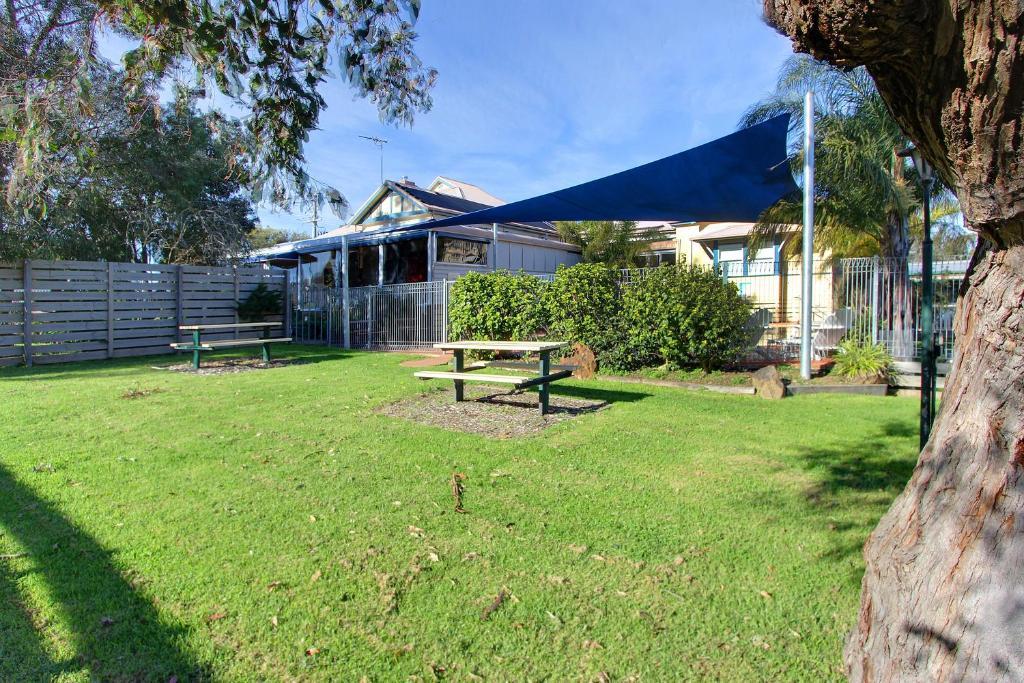 Amaroo Park Motel Cowes Exterior photo