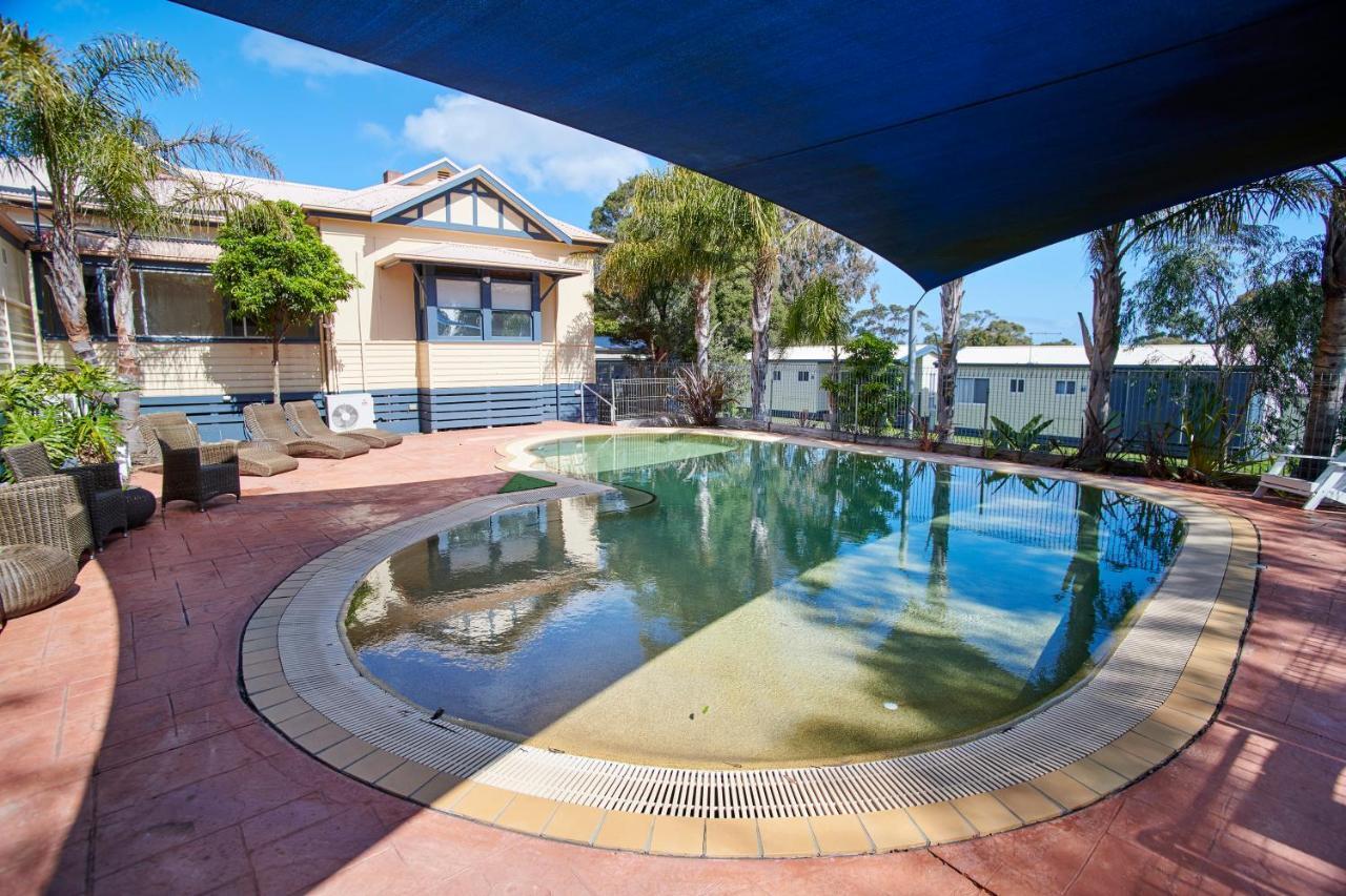 Amaroo Park Motel Cowes Exterior photo